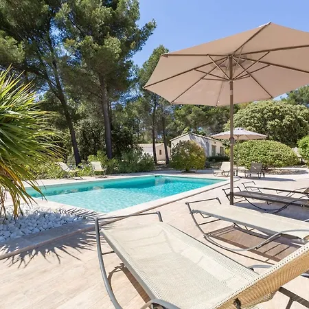 Les Mazets Du Luberon